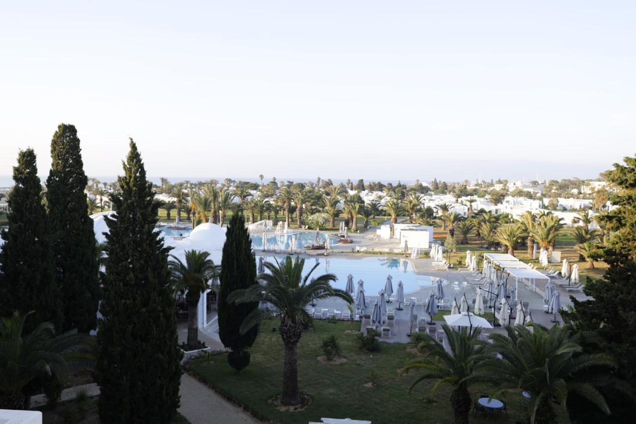 The Mirage Resort & Spa Hammamet Buitenkant foto View of the port of Glyfáda